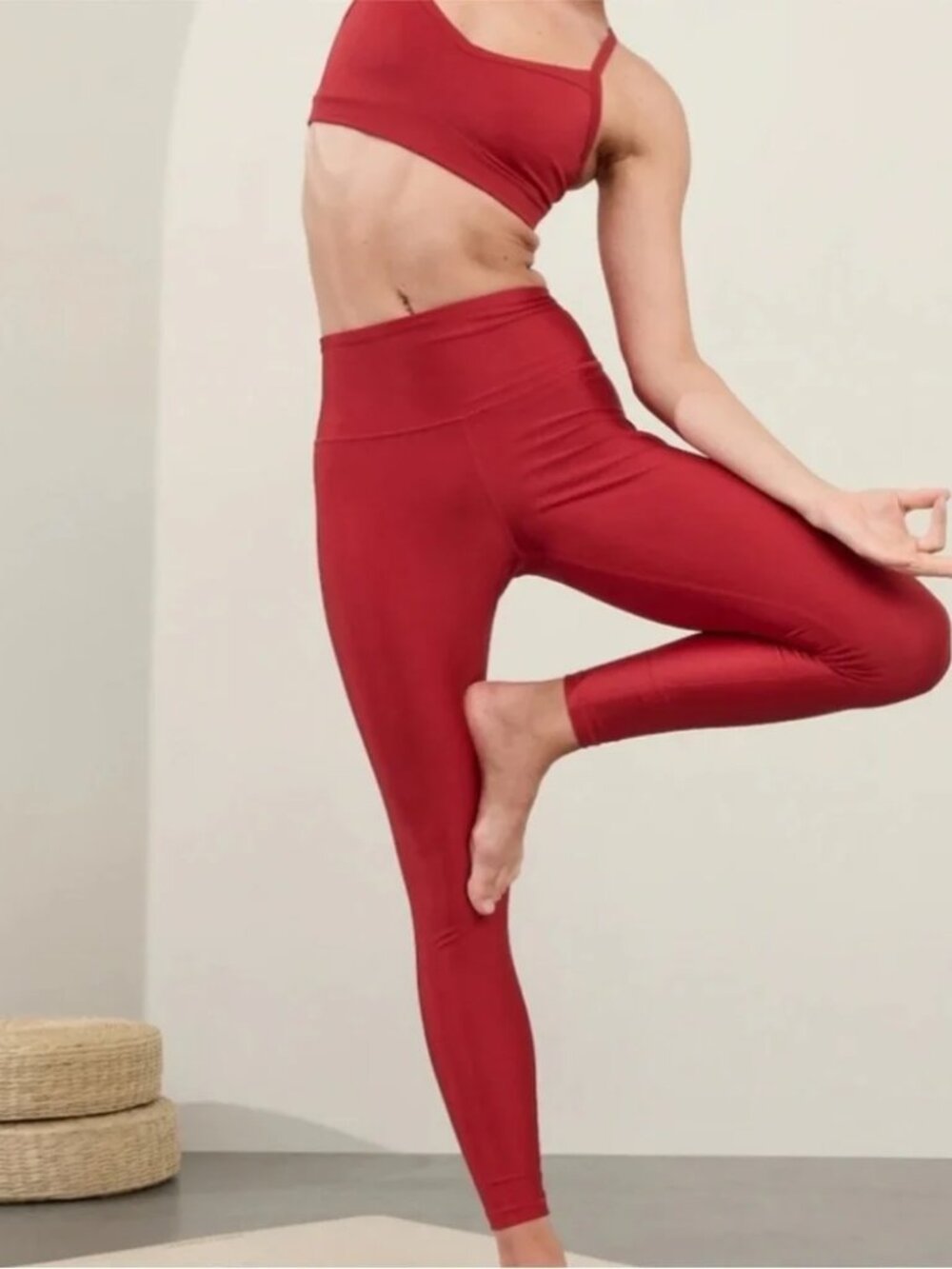Athleta Elation Sheen Tight Red Large EPC